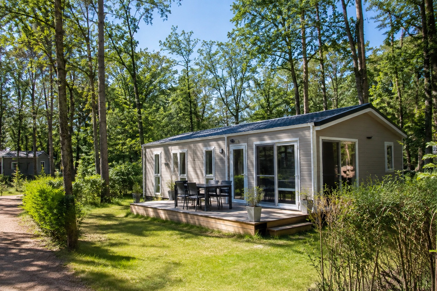 Opgeknapt chalet tussen de bomen